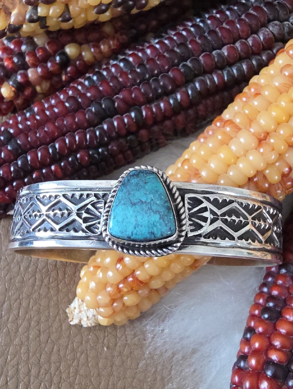 Native American Navajo Red Mountain Turquoise Bracelet By Freddie Maloney 🩵🖤🎁